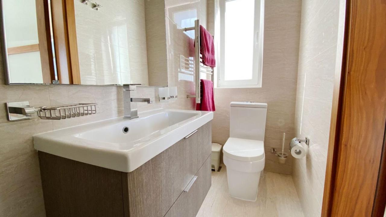 Point Sliema Sea Front Apartment Ngoại thất bức ảnh